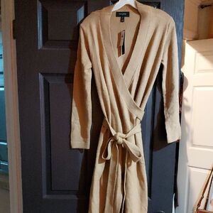 Women's Tan Wrap Robe